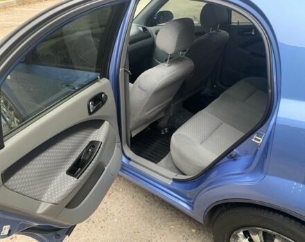 Синий Шевроле Лачетти, объемом двигателя 1.8 л и пробегом 152 тыс. км за 5500 $, фото 7 на Automoto.ua