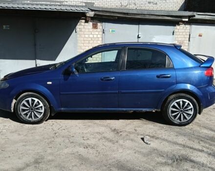 Синий Шевроле Лачетти, объемом двигателя 1.8 л и пробегом 216 тыс. км за 3000 $, фото 2 на Automoto.ua