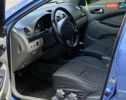 Синий Шевроле Лачетти, объемом двигателя 1.6 л и пробегом 190 тыс. км за 6200 $, фото 9 на Automoto.ua