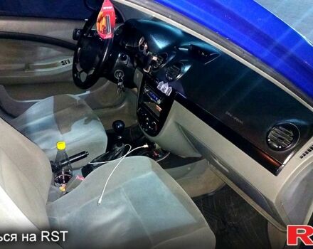 Синий Шевроле Лачетти, объемом двигателя 1.4 л и пробегом 250 тыс. км за 3200 $, фото 3 на Automoto.ua