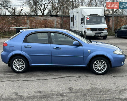 Синий Шевроле Лачетти, объемом двигателя 1.8 л и пробегом 188 тыс. км за 4999 $, фото 5 на Automoto.ua