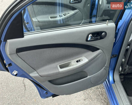 Синий Шевроле Лачетти, объемом двигателя 1.8 л и пробегом 188 тыс. км за 4999 $, фото 22 на Automoto.ua