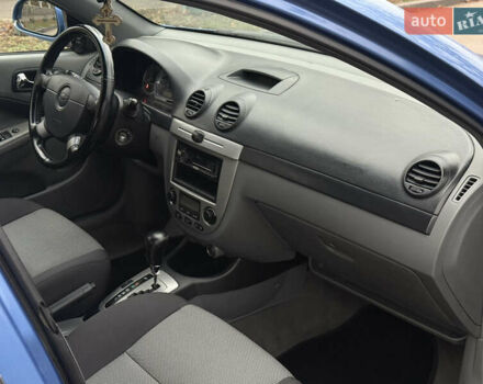 Синий Шевроле Лачетти, объемом двигателя 1.8 л и пробегом 188 тыс. км за 4800 $, фото 17 на Automoto.ua