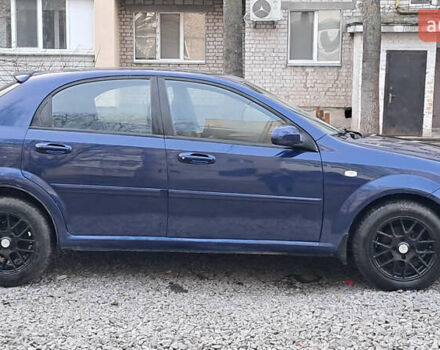 Синий Шевроле Лачетти, объемом двигателя 1.6 л и пробегом 350 тыс. км за 2300 $, фото 3 на Automoto.ua