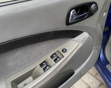 Синий Шевроле Лачетти, объемом двигателя 1.6 л и пробегом 209 тыс. км за 3950 $, фото 5 на Automoto.ua