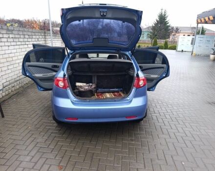 Синій Шевроле Лачетті, об'ємом двигуна 1.6 л та пробігом 357 тис. км за 3094 $, фото 3 на Automoto.ua