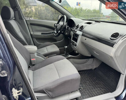 Синий Шевроле Лачетти, объемом двигателя 1.8 л и пробегом 330 тыс. км за 3600 $, фото 12 на Automoto.ua