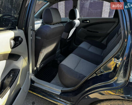 Синий Шевроле Лачетти, объемом двигателя 1.8 л и пробегом 330 тыс. км за 2999 $, фото 12 на Automoto.ua