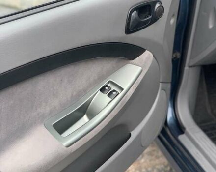 Синий Шевроле Лачетти, объемом двигателя 1.6 л и пробегом 134 тыс. км за 4900 $, фото 4 на Automoto.ua