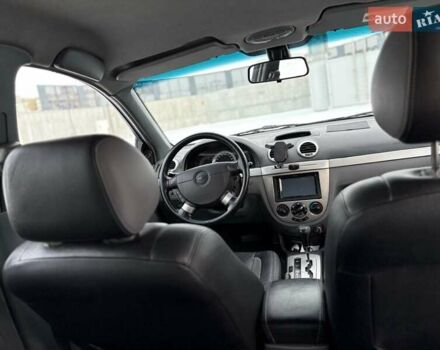 Синій Шевроле Лачетті, об'ємом двигуна 1.6 л та пробігом 241 тис. км за 4200 $, фото 10 на Automoto.ua