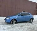 Синий Шевроле Лачетти, объемом двигателя 1.8 л и пробегом 138 тыс. км за 5000 $, фото 2 на Automoto.ua