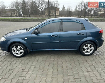 Синий Шевроле Лачетти, объемом двигателя 1.6 л и пробегом 230 тыс. км за 4300 $, фото 4 на Automoto.ua