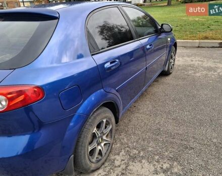 Синий Шевроле Лачетти, объемом двигателя 1.6 л и пробегом 175 тыс. км за 4800 $, фото 3 на Automoto.ua