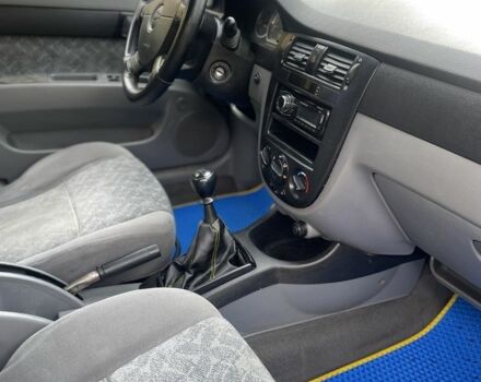 Синій Шевроле Лачетті, об'ємом двигуна 1.8 л та пробігом 240 тис. км за 2450 $, фото 9 на Automoto.ua