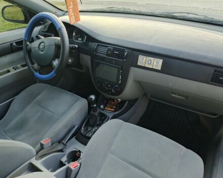 Синий Шевроле Лачетти, объемом двигателя 1.6 л и пробегом 300 тыс. км за 3600 $, фото 5 на Automoto.ua