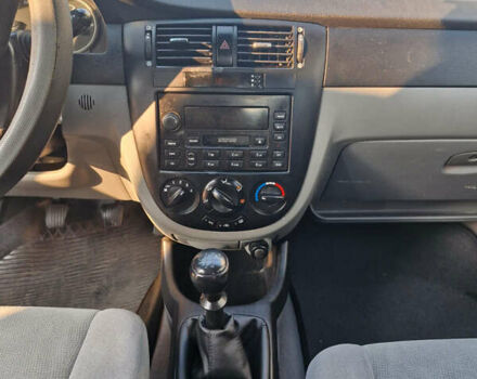 Синий Шевроле Лачетти, объемом двигателя 1.6 л и пробегом 207 тыс. км за 3900 $, фото 14 на Automoto.ua