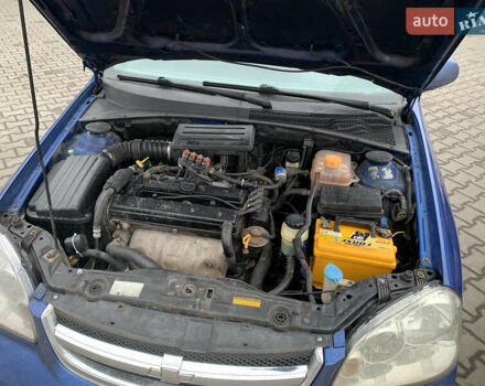 Синий Шевроле Лачетти, объемом двигателя 1.8 л и пробегом 318 тыс. км за 4000 $, фото 27 на Automoto.ua
