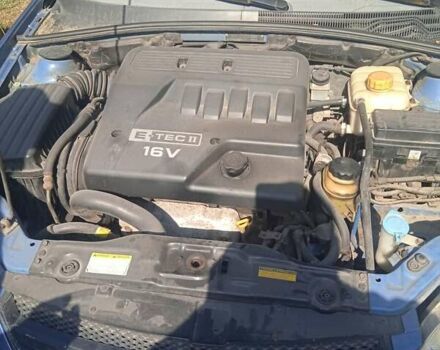 Синий Шевроле Лачетти, объемом двигателя 1.6 л и пробегом 300 тыс. км за 3300 $, фото 2 на Automoto.ua