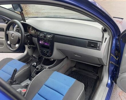 Синий Шевроле Лачетти, объемом двигателя 1.6 л и пробегом 165 тыс. км за 3550 $, фото 6 на Automoto.ua