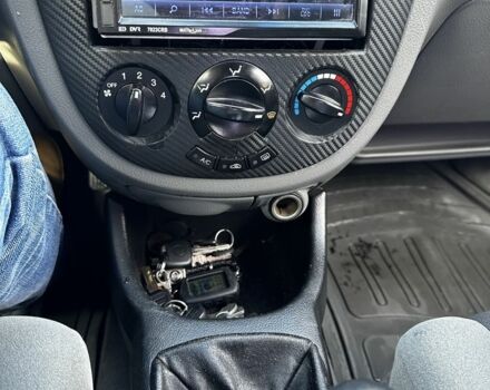 Синий Шевроле Лачетти, объемом двигателя 1.8 л и пробегом 147 тыс. км за 1799 $, фото 6 на Automoto.ua