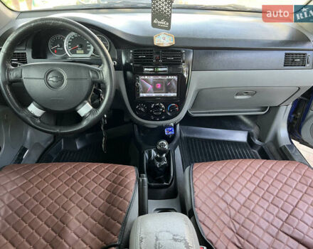 Синий Шевроле Лачетти, объемом двигателя 1.8 л и пробегом 230 тыс. км за 4300 $, фото 8 на Automoto.ua