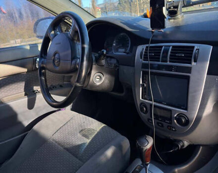 Синий Шевроле Лачетти, объемом двигателя 1.8 л и пробегом 320 тыс. км за 3500 $, фото 9 на Automoto.ua