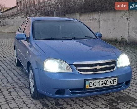Синий Шевроле Лачетти, объемом двигателя 1.8 л и пробегом 148 тыс. км за 2999 $, фото 2 на Automoto.ua