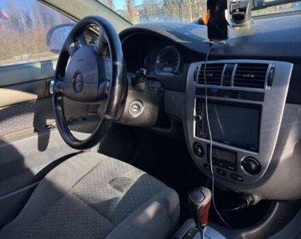 Синий Шевроле Лачетти, объемом двигателя 1.8 л и пробегом 319 тыс. км за 3500 $, фото 7 на Automoto.ua