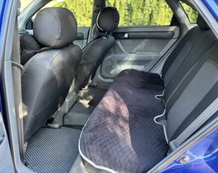 Синий Шевроле Лачетти, объемом двигателя 1.8 л и пробегом 297 тыс. км за 3600 $, фото 5 на Automoto.ua