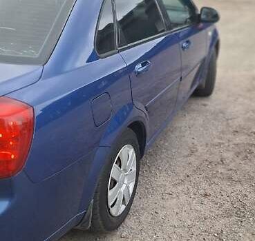 Синій Шевроле Лачетті, об'ємом двигуна 1.6 л та пробігом 225 тис. км за 4400 $, фото 3 на Automoto.ua