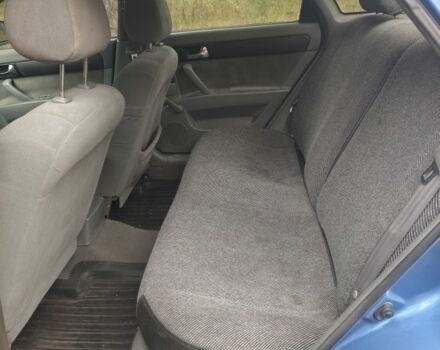 Синий Шевроле Лачетти, объемом двигателя 1.8 л и пробегом 270 тыс. км за 2800 $, фото 7 на Automoto.ua