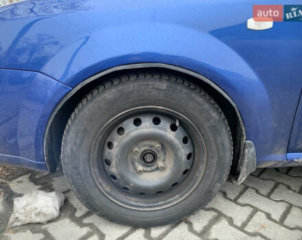 Синий Шевроле Лачетти, объемом двигателя 1.8 л и пробегом 318 тыс. км за 4000 $, фото 8 на Automoto.ua