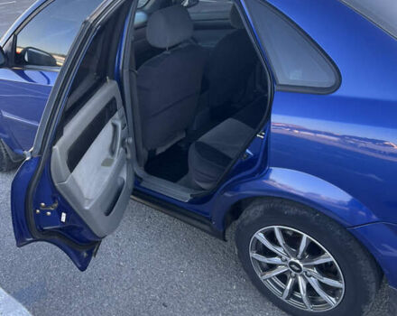 Синій Шевроле Лачетті, об'ємом двигуна 1.6 л та пробігом 294 тис. км за 3000 $, фото 7 на Automoto.ua