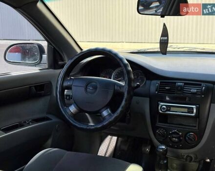 Синій Шевроле Лачетті, об'ємом двигуна 1.6 л та пробігом 230 тис. км за 4000 $, фото 10 на Automoto.ua