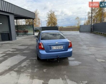 Синий Шевроле Лачетти, объемом двигателя 1.8 л и пробегом 333 тыс. км за 3700 $, фото 2 на Automoto.ua