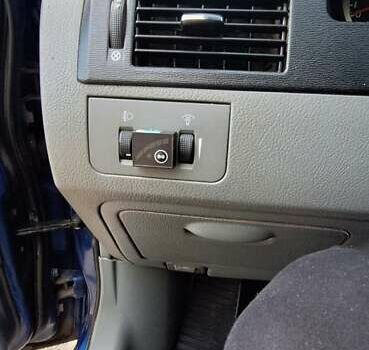 Синій Шевроле Лачетті, об'ємом двигуна 1.6 л та пробігом 225 тис. км за 4400 $, фото 18 на Automoto.ua