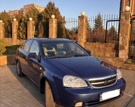 Синий Шевроле Лачетти, объемом двигателя 1.8 л и пробегом 175 тыс. км за 3950 $, фото 1 на Automoto.ua