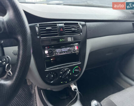 Синій Шевроле Лачетті, об'ємом двигуна 1.6 л та пробігом 346 тис. км за 3499 $, фото 18 на Automoto.ua