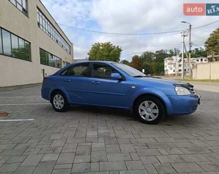 Синий Шевроле Лачетти, объемом двигателя 1.8 л и пробегом 232 тыс. км за 3800 $, фото 5 на Automoto.ua