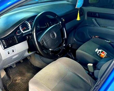 Синий Шевроле Лачетти, объемом двигателя 1.6 л и пробегом 219 тыс. км за 4250 $, фото 5 на Automoto.ua