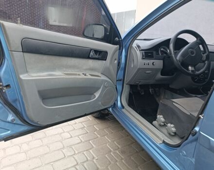 Синий Шевроле Лачетти, объемом двигателя 1.6 л и пробегом 200 тыс. км за 4600 $, фото 7 на Automoto.ua