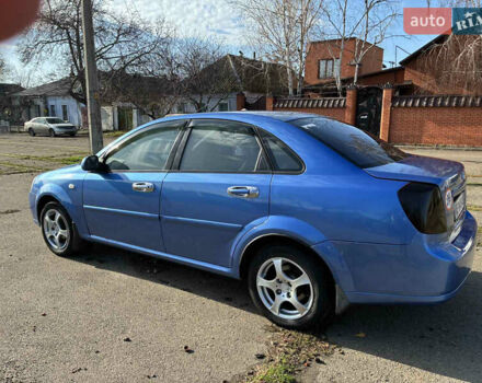 Синий Шевроле Лачетти, объемом двигателя 1.8 л и пробегом 340 тыс. км за 4200 $, фото 4 на Automoto.ua