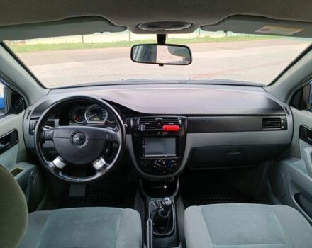 Синий Шевроле Лачетти, объемом двигателя 1.8 л и пробегом 231 тыс. км за 3600 $, фото 2 на Automoto.ua