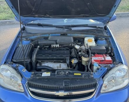 Синий Шевроле Лачетти, объемом двигателя 1.8 л и пробегом 224 тыс. км за 4100 $, фото 2 на Automoto.ua