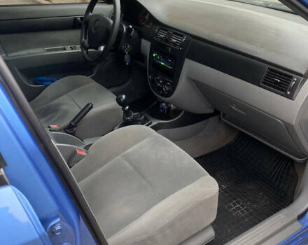 Синий Шевроле Лачетти, объемом двигателя 1.6 л и пробегом 170 тыс. км за 4650 $, фото 26 на Automoto.ua