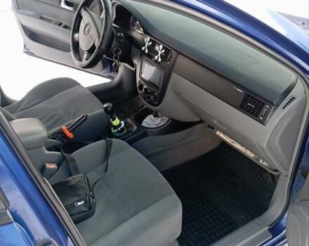 Синий Шевроле Лачетти, объемом двигателя 1.8 л и пробегом 181 тыс. км за 5300 $, фото 1 на Automoto.ua