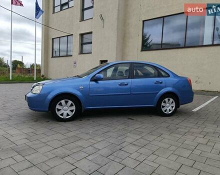 Синий Шевроле Лачетти, объемом двигателя 1.8 л и пробегом 232 тыс. км за 3800 $, фото 1 на Automoto.ua