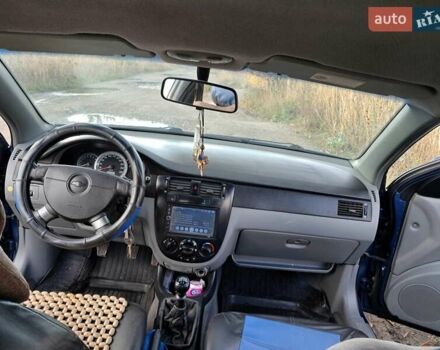 Синій Шевроле Лачетті, об'ємом двигуна 1.8 л та пробігом 250 тис. км за 3200 $, фото 5 на Automoto.ua