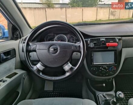 Синий Шевроле Лачетти, объемом двигателя 1.8 л и пробегом 232 тыс. км за 3800 $, фото 12 на Automoto.ua