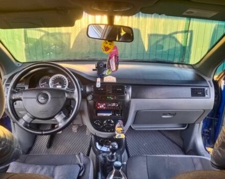 Синий Шевроле Лачетти, объемом двигателя 1.8 л и пробегом 220 тыс. км за 3600 $, фото 7 на Automoto.ua